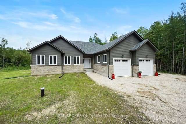 Detached at 734565 West Back Line, Grey Highlands, ON N0C 1H0