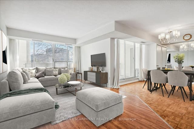 Condo Apartment at 1300 Marlborough Court 322, Oakville, ON L6H 2S2