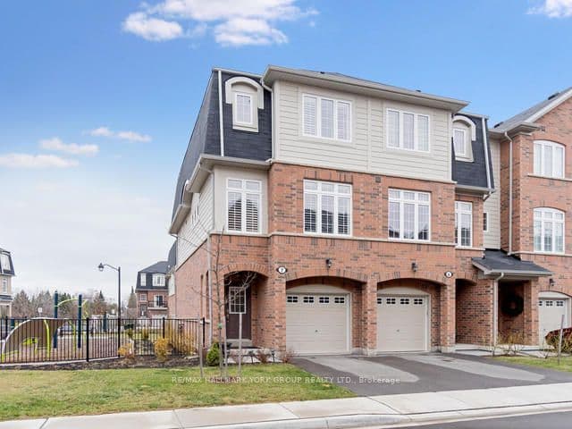 Condo Townhouse at 1133 Haig Boulevard E 7, Mississauga, ON L5E 2M6