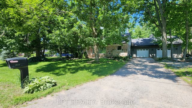 Detached at 1644 Ridge Road E, Oro-Medonte, ON L0L 1T0