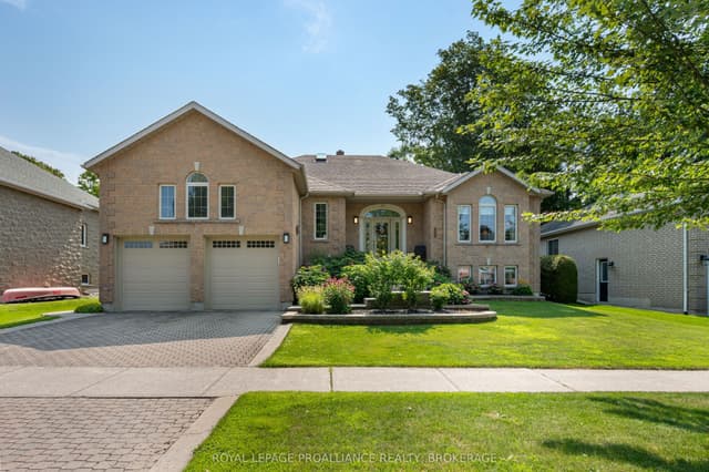 Detached at 26 Kenwoods Circle, Kingston, ON K7K 6Y1