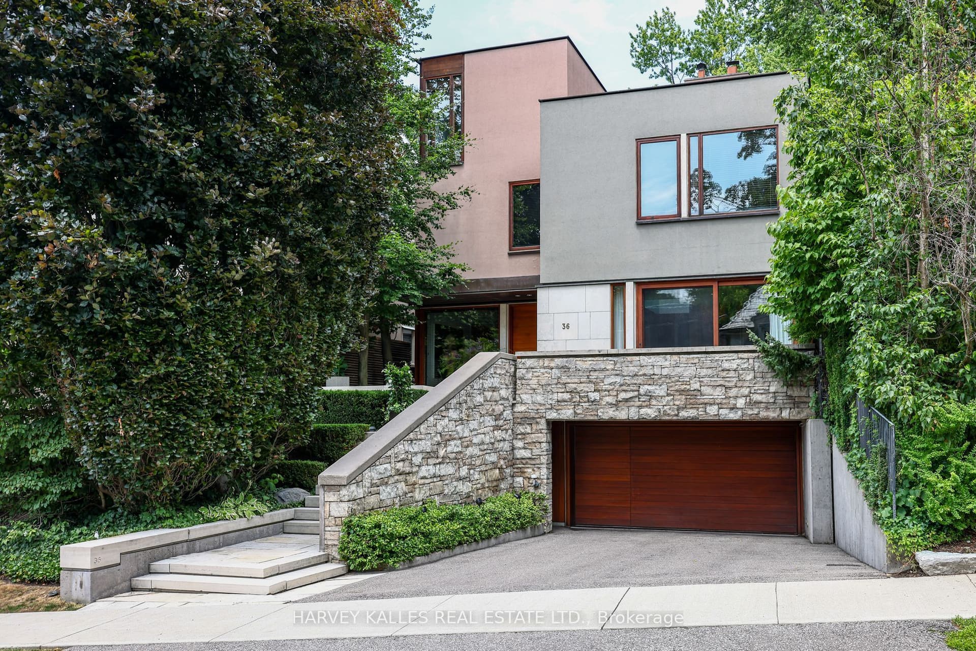 36 Millbank Ave