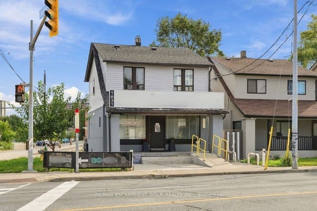 Store W Apt/Office at 1631 Weston Road, Toronto, ON M9N 1T8, Toronto W04