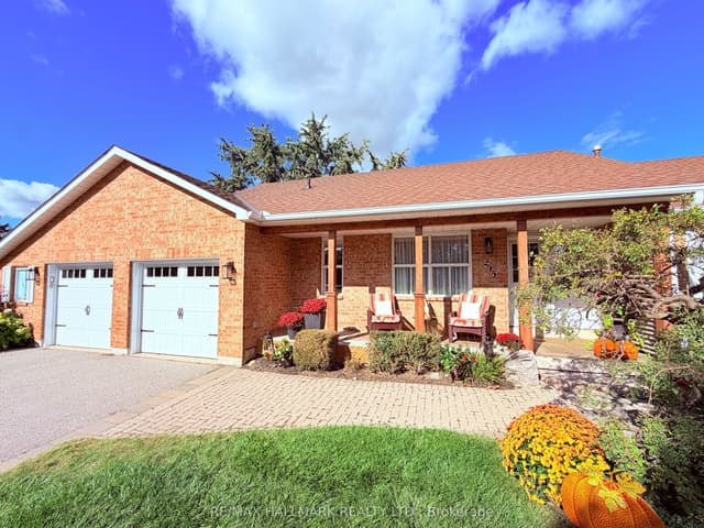 Detached at 245 Cam Fella Boulevard, Whitchurch-Stouffville, ON L4A 7J5