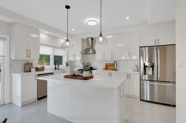 Detached at 3B George Street, Innisfil, ON L0L 1L0