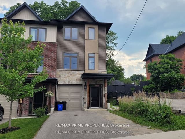 Att/Row/Townhouse at 88C Clapperton Street, Barrie, ON L4M 3G2