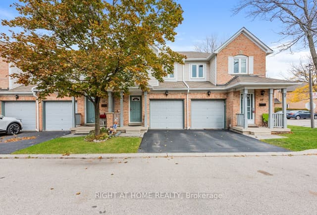 Condo Townhouse at 5958 Greensboro Drive S 83, Mississauga, ON L5M 5Z9