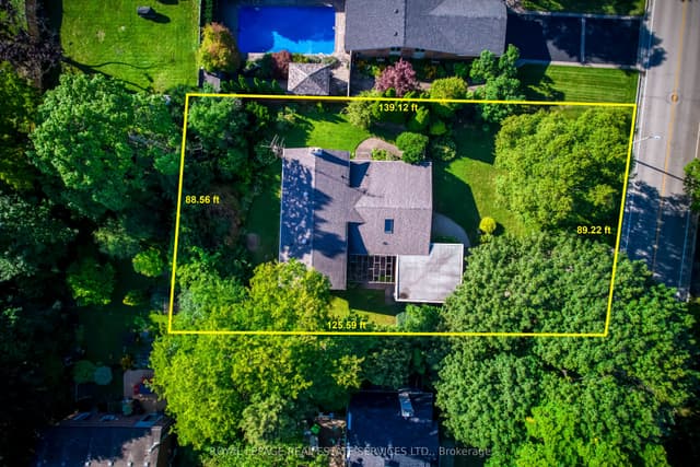 Detached at 130 Solingate Drive, Oakville, ON L6L 3S7