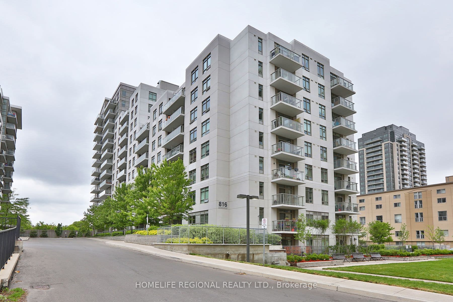 Suite 1015 · Floor 10, Unit 1015 · 816 Lansdowne Ave