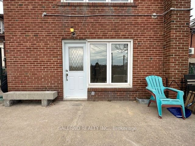 Triplex at 23 Redhill Avenue Lower, Toronto, ON M6E 2C2, Toronto W03