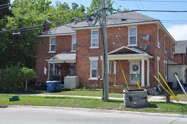 Fourplex at 84 Mississaga Street W, Orillia, ON L3V 3B1