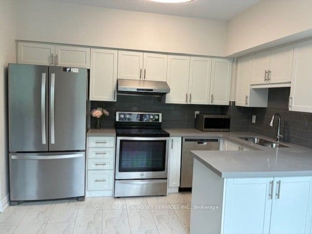 Suite 103 · Floor 1, Unit 103 · 2800 Warden Ave