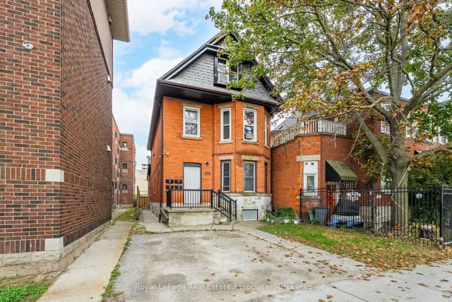 Multiplex at 526 King Street E, Hamilton, ON L8N 1E2