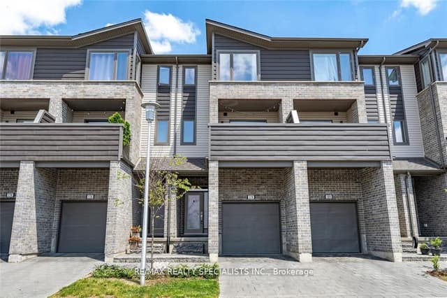 Condo Townhouse at 1960 Dalmagarry Road 178, London North, ON M5V 3V6