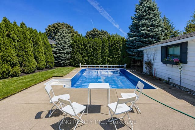 Detached at 476 BUNTING Road, St. Catharines, ON L2M 3B1