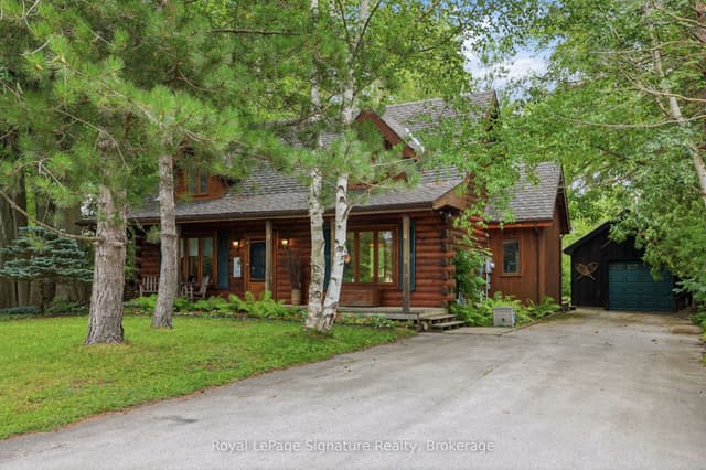 Detached at 200 TIMMONS Street, Blue Mountains, ON L9Y 3Z2