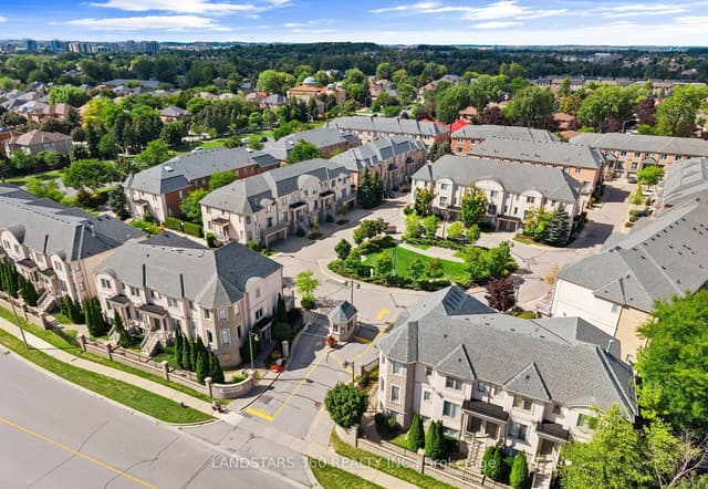Condo Townhouse at 9133 Bayview Avenue 82, Richmond Hill, ON L4B 4V6