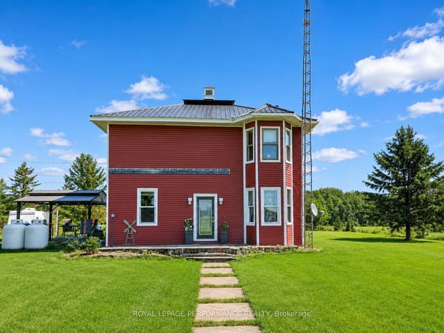 Detached at 5019 County Road 34 N, South Glengarry, ON K0C 2J0