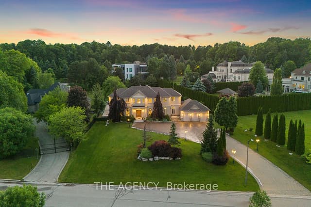Detached at 16 Dew Drop Court, Vaughan, ON L6A 1E9