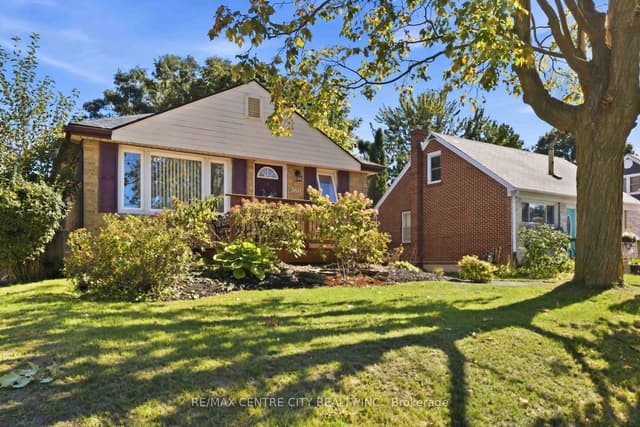 Detached at 360 Hale Street, London East, ON N5W 1G4