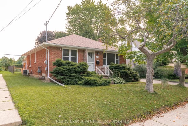 Detached at 361 Metcalfe Street, Guelph, ON N1E 4Z5