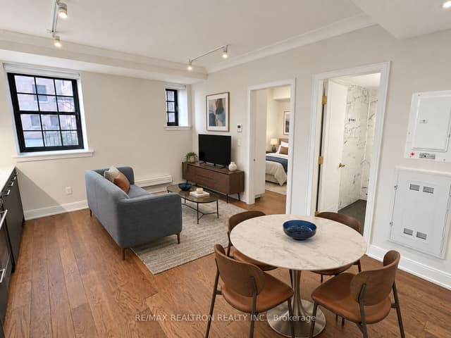Condo Apartment at 2 Clarendon Avenue 120, Toronto, ON M4V 1H9, Toronto C02