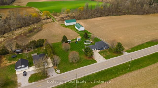 Detached at 573 Norfolk County Rd 28 Road W, Norfolk, ON N0E 1G0
