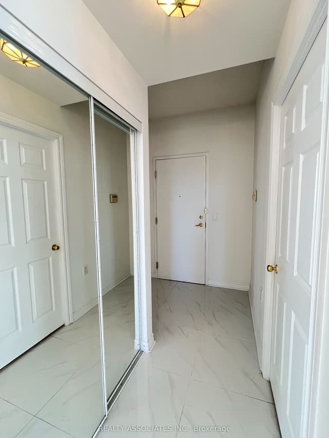 Condo Apartment at 2627 Mccowan Road Lph17, Toronto, ON M1S 5T1, Toronto E07