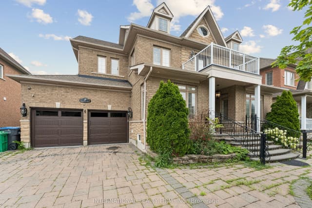 Detached at 8 Redwillow Road, Brampton, ON L6P 2A3