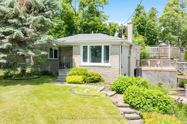 Detached at 10 Karen Crescent, Orillia, ON L3V 3H1