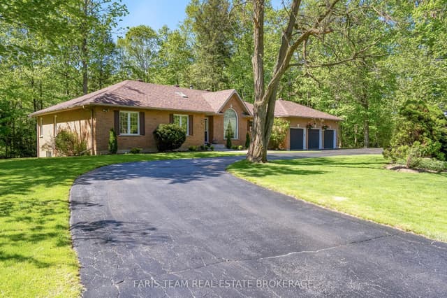 Detached at 2088 Wilkinson Street, Innisfil, ON L9S 1X3