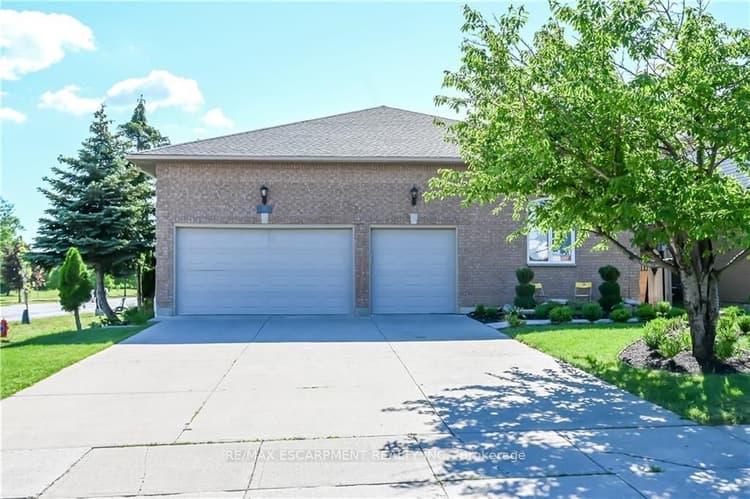 296 WINTERBERRY Drive