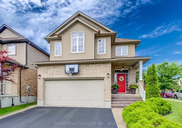 Detached at 300 Watervale Crescent, Kitchener, ON N2A 0G6
