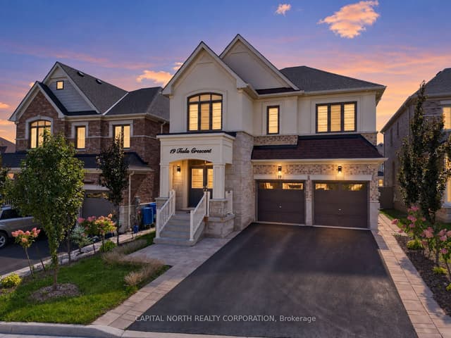 Detached at 19 Tesla Crescent, East Gwillimbury, ON L9N 1G5