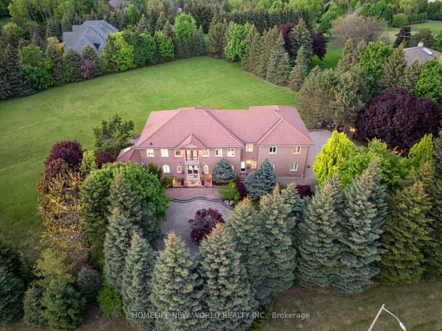 Detached at 26 Offord Crescent, Aurora, ON L4G 0K5
