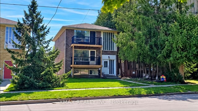 Triplex at 10 Home Street C, Guelph, ON N1H 2E5