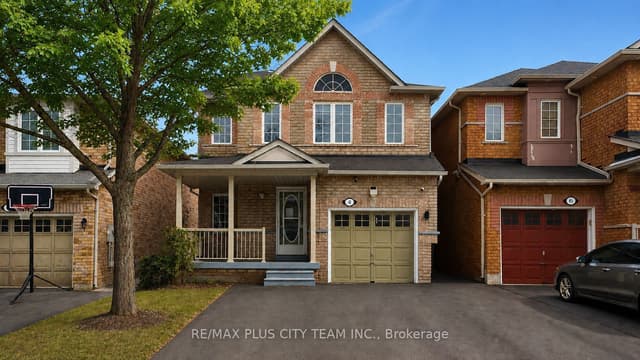 Detached at 4 Slessor Lane, Brampton, ON L6P 1M3