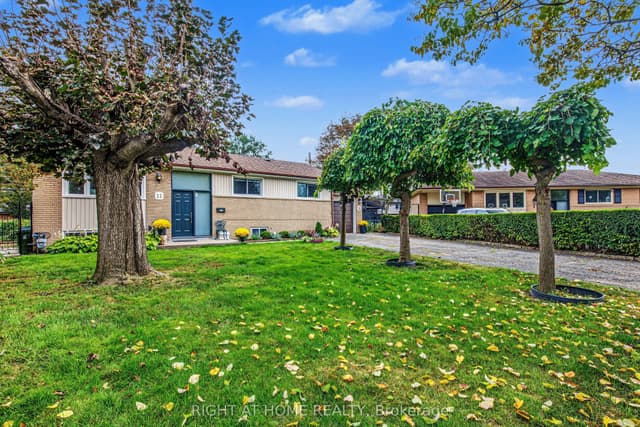 Detached at 11 Fareham Crescent, Toronto, ON M1E 1J8, Toronto E08