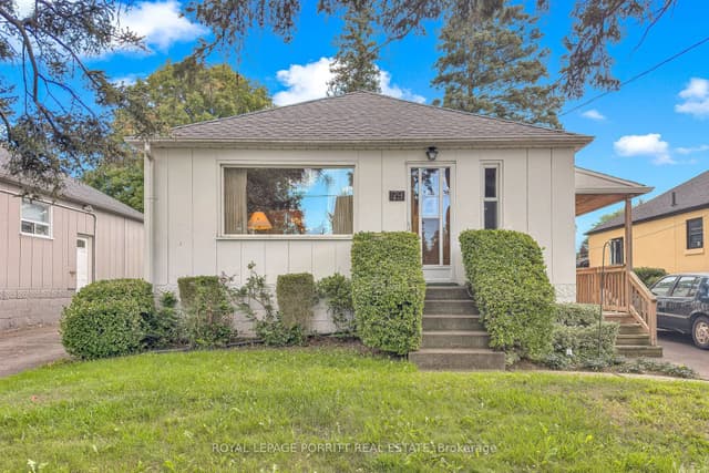 Detached at 79 Burlingame Road, Toronto, ON M8W 1Y9, Toronto W06