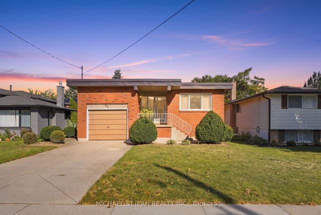 Detached at 32 San Fernando Drive, Hamilton, ON L9C 2C2