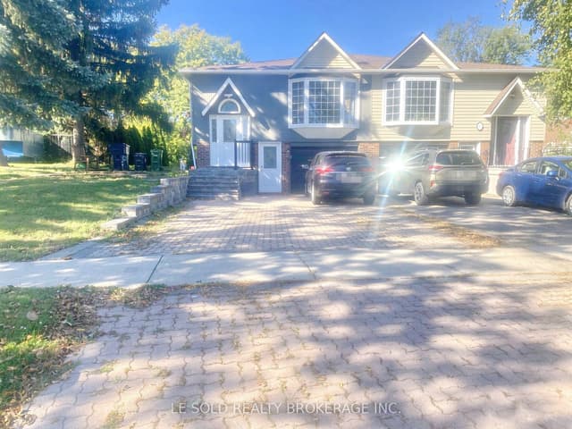 Semi-Detached at 2 Chipwood Crescent Upper, Toronto, ON M2J 3X7, Toronto C15