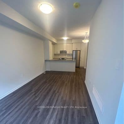 Condo Townhouse at 39 Honeycrisp Crescent 81, Vaughan, ON L4K 0N6