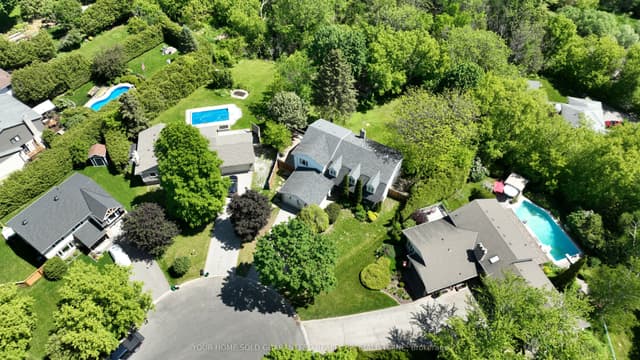Detached at 55 VALLEY MILLS Road, East Gwillimbury, ON L0G 1M0