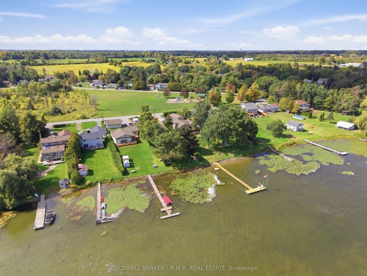 87 Edgewood Crescent