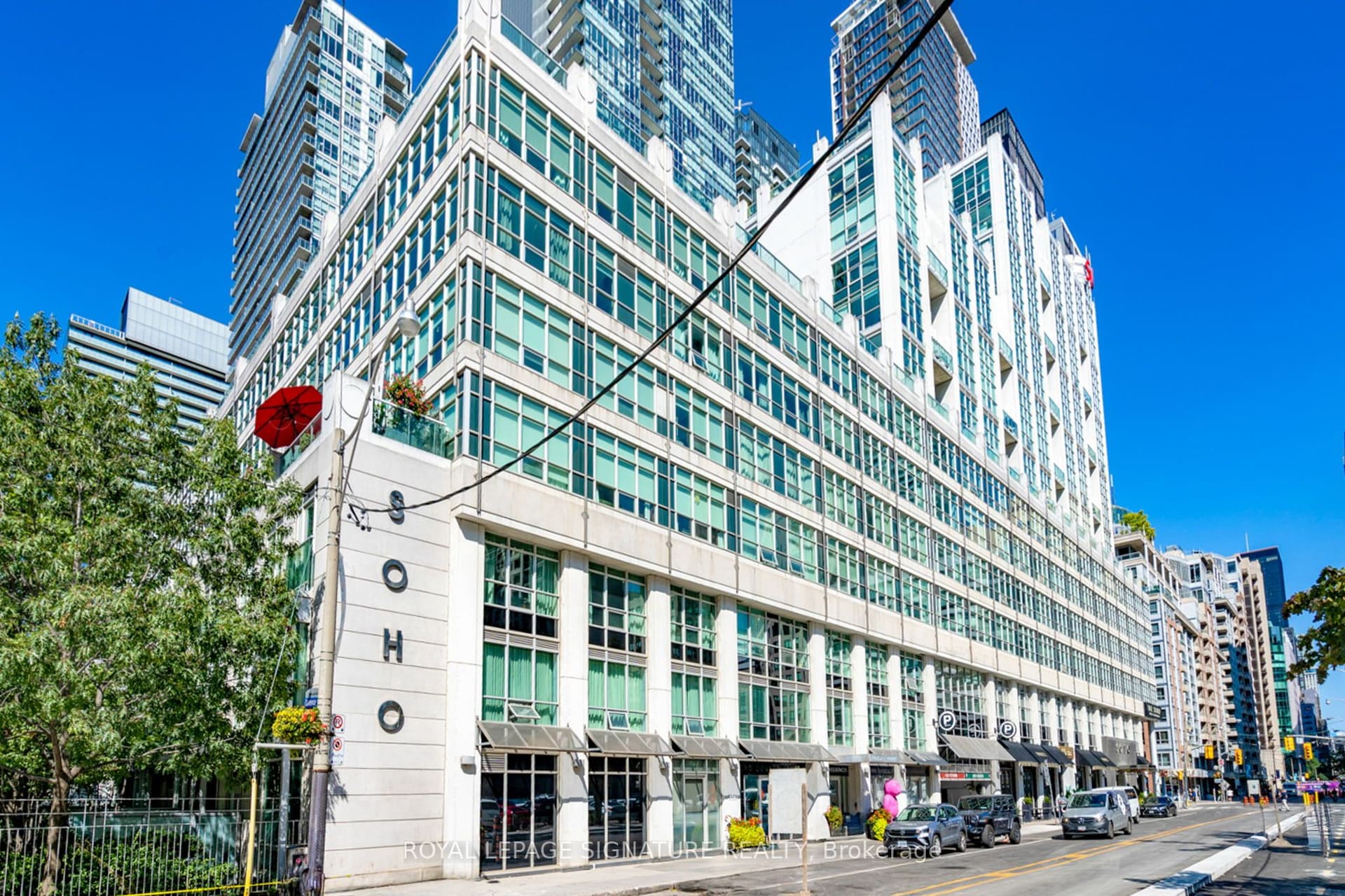 Suite G25, Unit G25 · 350 Wellington St W