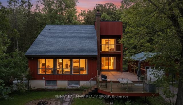 Detached at 201 Moorhead Drive, Carp - Dunrobin - Huntley - Fitzroy and Area, ON K0A 1X0