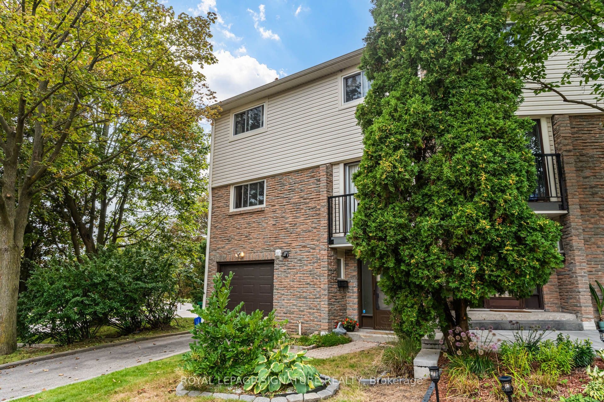 Suite 16, Unit 16 · 7251 Copenhagen Rd