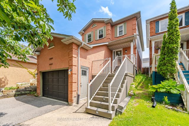 Detached at 15 Climie Court, Clarington, ON L1C 4P5