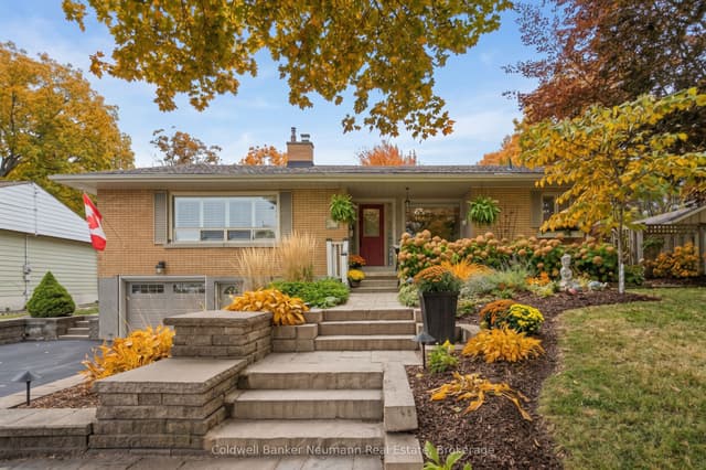 Detached at 25 Bennett Avenue, Guelph, ON N1E 2C6