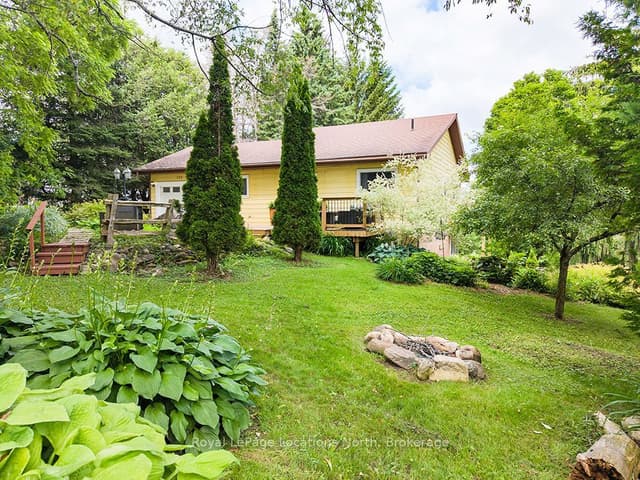 Detached at 102 Mill Street, Grey Highlands, ON N0C 1E0